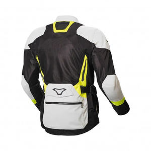 Blouson Moto d'Été Macna Aerocon 600 en Polyester Ripstop avec Maille Respirante et Caractéristiques Imperméables pour la Conduite Nocturne avec Visibilité Nocturne Renforcée - Product Image 2