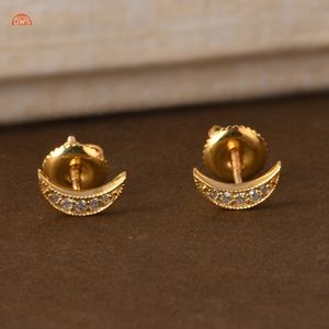 Pendientes de tuerca de piedra de diamante de oro amarillo sólido de 14K estilo lunar, hermoso fabricante de joyería hecha a mano - Product Image 3