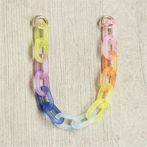 Collar de Gargantilla cubana de resina gruesa con elección de color atrevido Collar cubano a base de resina con diseño de Gargantilla elegante - Product Image 6