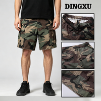 Shorts cargo camouflage pour homme, imprimé camouflage woodland, multi-poches, poches à rabat, taille élastique, cordon de serrage, coupe ample, ourlet coupé, shorts décontractés