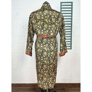 Kimono en satin noir et or à motifs floraux, best-seller, luxueux, robe de maison bohème persane pour homme, confortable, en soie douce - Product Image 5