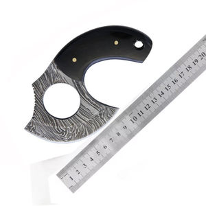 Couteau de chasse artisanal en acier Damas de qualité supérieure, taille personnalisée, manche confortable, couteau à dépecer avec étui en cuir - Product Image 6