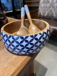 Cuenco de madera de mango de gran venta con esmalte seguro para alimentos, cuenco de madera para servir ensalada, cuenco de madera para servir frutas, precio al por mayor - Product Image 3