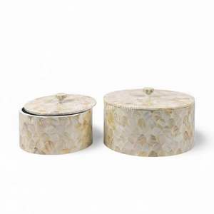 Pot de rangement artisanal bohème en nacre incrustée pour la décoration et l'organisation de la maison, design vietnamien multifonctionnel - Product Image 1