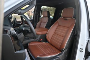 Usado, en Buen Estado, GM_C Sierra 3500HD Denali Ultimate 2026, Diésel Turboalimentado - Product Image 3