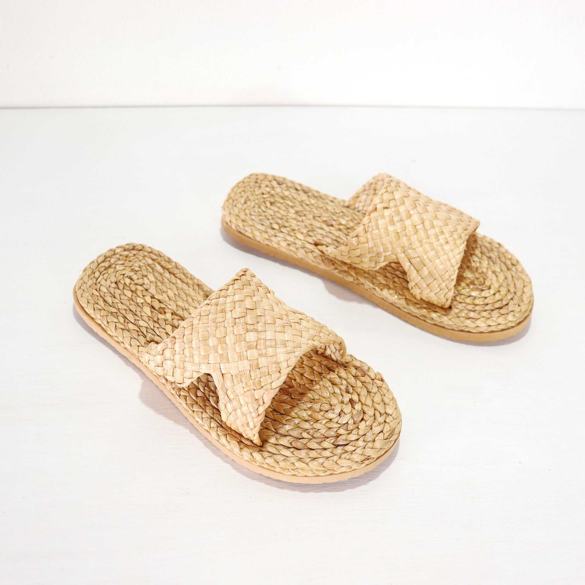 ธรรมชาติ