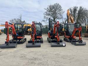 Mini Excavadora Kubo U27-4 de Alto Rendimiento, Excavadora Compacta con Bomba Hidráulica de 27kW y Motor para Construcción Agrícola - Product Image 6