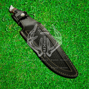 Cuchillo Bowie de Acero de Damasco Hecho a Mano OEM Personalizado - Cuchillo de Caza Profesional con Funda de Cuero y Empuñadura Ergonómica de Cuerno, Ideal para Regalo - Product Image 5
