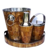 Seau à glace à champagne de style unique avec support au design hippocampe Refroidisseur de vin en métal élégant pour bar et fête