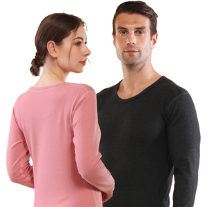 Ensemble de sous-vêtements thermiques d'hiver décontractés pour hommes col montant en toile polaire avec fermeture à glissière logo brodé sur le devant Service OEM - Product Image 5