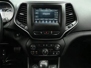 Jeep Cherokee Latitude Lux 2021, Volante a la Izquierda, 5 Plazas - Product Image 5