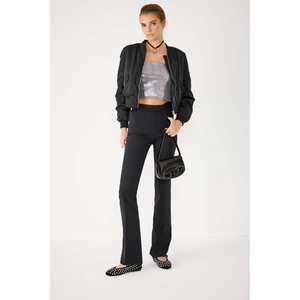 Top Corto Sin Tirantes de Tela Brillante - Product Image 2