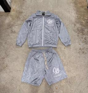 Conjunto Deportivo Informal de Verano para Hombre con Logotipo Personalizado, Chaqueta Cortavientos Transpirable de Nailon con Cremallera, Pantalones Deportivos y Pantalones Cortos - Product Image 4