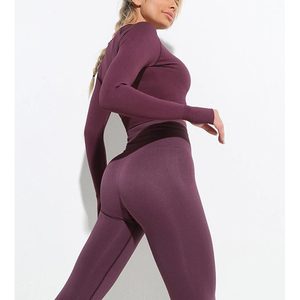 Conjunto de yoga personalizado de cintura alta para mujer, cuello redondo, top de manga larga con pantalones ajustados, conjunto de Yoga de dos piezas para mujer - Product Image 3