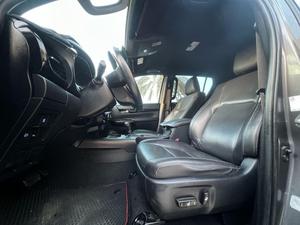 รถกระบะโตโยต้า ไฮลักซ์ GR Sport ดับเบิ้ลแค็บ (DC) ปี 2022 มือสอง สภาพดี - Product Image 3