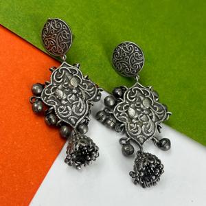 Pendientes Jhumki Colgantes con Acabado Plateado Antiguo Oxidado para Mujer, Regalo para Ella - Product Image 4