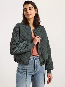 Wholesale Custom High Quality Light Weight Best Quality Puffer Jacket Custom Padded Breathable <b>Quilted</b> Jackets for Females - Product Image 2