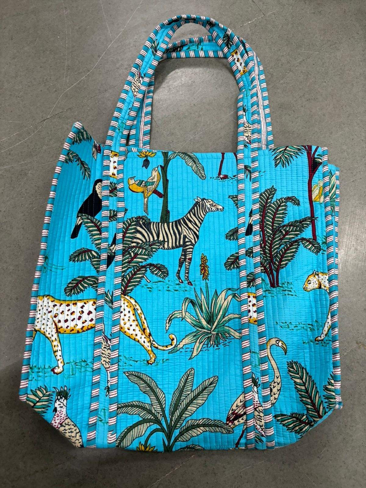 สีเทอร์ควอยซ์