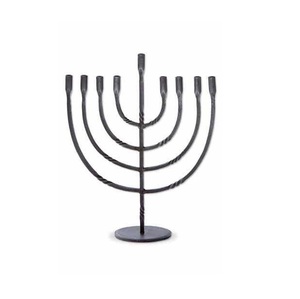 Elegante Candelabro Menorá de Aluminio Niquelado con Múltiples Brazos para Festividades, Diseño Clásico y Tradicional para Decoración del Hogar - Product Image 4