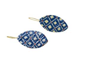 Nueva colección de pendientes de joyería de diseño de Pottary azul con acabado mate dorado para niñas y mujeres a un precio razonable - Product Image 3