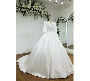 Fabricación OEM vestido de novia de satén de alta calidad diseño de bola de manga larga hecho a mano rebordear cola añadir para madre novia de talla grande - Product Image 1