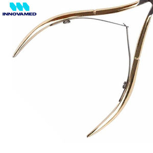 Pince à cuticules russe en acier inoxydable, couleur dorée personnalisée, poignée antidérapante, ouverture large, lame tranchante pour le soin des ongles des pieds - Product Image 6