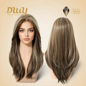 Précommande Perruque Synthétique Cori-DWy 13x4 Lace Front à Raie Libre Sans Colle Longue et Droite Rose Brun avec Dentelle Transparente - Product Image 4