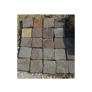 Piedra de Adoquín Natural Duradera de Color Amarillo Marrón – Superficie Pulida para Uso en Entradas y Estacionamientos a Precio de Mayoreo - Product Image 4