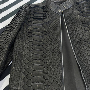 Chaqueta de piel de cocodrilo unisex al por mayor nueva piel de vaca auténtica hecha a medida con piel en relieve diseño largo y fino - Product Image 2