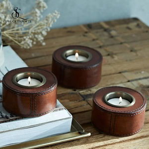 Porte-bougie en cuir minimaliste avec insert en fer arrondi Design intérieur classique et moderne Forme fantaisie - Product Image 1