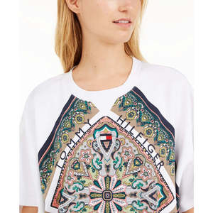 Felpa con cappuccio bianca da donna Tommy Hilfiger, taglia M, con stampa Paisley a rilievo, in maglia leggera, stile streetwear - Product Image 3