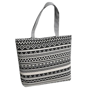Vente en gros de sacs cabas de plage en toile de coton à rayures sacs de courses pour femmes couleur et taille personnalisées style ODM - Product Image 2