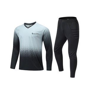 Uniforme de Portero con Material Transpirable y Costuras Resistentes para un Uso Prolongado y Práctica Diaria - Product Image 1