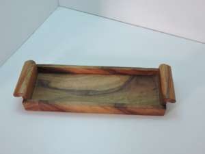 Plateau en bois artisanal moderne avec texture naturelle et tons chauds pour la maison, le Ramadan et les événements de mariage - Décoration de table écologique - Product Image 6