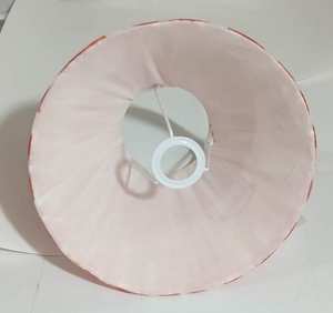 Abat-jour en tissu de soie dupion rouge et bleu pour lampe de bureau avec douille E14, anneau circulaire plat de 23 cm de diamètre - Product Image 2