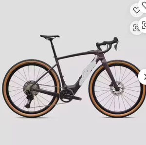 Préparez-vous à une offre de vélo de route abordable avec cadre en fibre de verre, fourche en aluminium, jantes de 20 pouces, 18 vitesses et freins à disque. - Product Image 1