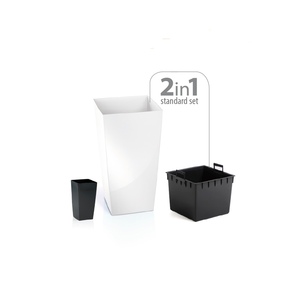 Maceta Alta de Plástico Prosperplast Urbi Square de 35L CON Depósito en Color Antracita, 55 (alto) x 29.5 (ancho) x 29.5 (profundidad) - Product Image 2