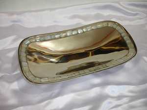 Plat de bateau ovale vert antique de luxe en aluminium motif doublé ton vert et or plat de service ovale plateau en métal plat de serveur pas cher - Product Image 5