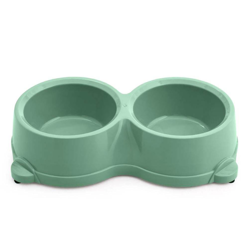 สีเขียวอ่อน