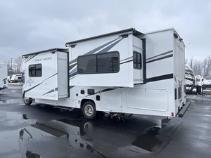 Producto en Oferta: Autocaravana Cómoda Nueva y Usada 2025, Modelo Free-lan-d-e-r 29K-B-F - Product Image 2