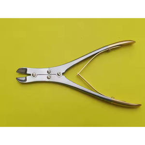 Cortador de Alambres TC de Doble Acción de 9'' con Recubrimiento Dorado, Instrumentos Quirúrgicos de Acero Inoxidable Alemán, Ortopédicos, de Surgiright - Product Image 2