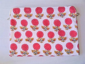 Funda para ordenador portátil con estampado de rosas acolchadas hechas a mano, moderna, Vintage, de negocios, ligera, resistente al agua, duradera, ecológica, para uso diario en la oficina - Product Image 3