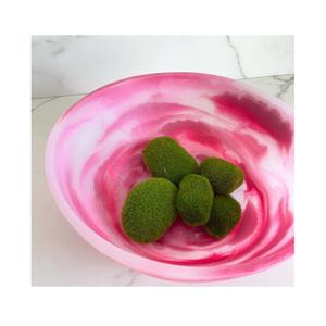 Bol de service en résine artistique fait à la main finition lisse brillante design élégant moderne adapté aux collations salades ou centre de table - Product Image 5