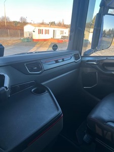 Camion Pesante Usato Scania S770 V8 8x4 180t 2024 con Assali Tedeschi di Alta Qualità - 4 Cilindri 771 CV Euro6e, Alimentazione Diesel, Trasmissione AMT, Guida a Sinistra - Product Image 3