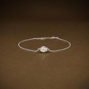 Pulsera Solitario con Diamante Cultivado en Laboratorio de Corte Ovalado, Engastado en Bisel, con Cadena de Oro de 14k, para Regalo de Boda, a Precio de Mayoreo - Product Image 1