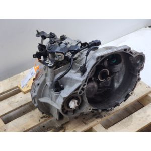 แฮนด์บอร์ดมือสองครบชุด KIA Carens รุ่น 4300024AAG D4FD ดีเซล 1685 (13>18) - Product Image 2