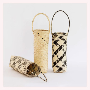 Porte-bouteille en rotin moderne de haute qualité jonc de mer inspiré de la nature avec imprimés d'animaux pour l'affichage à la maison de luxe et les événements - Product Image 6