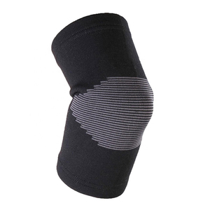 Manga de compresión de neopreno transpirable para codo para levantamiento de pesas - Diseño personalizable - Product Image 3