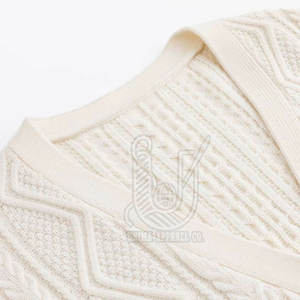 Cardigan en tricot doux et confortable pour femme, col en V, boutonné, manches longues, style vintage, respirant, idéal pour l'hiver - Product Image 6