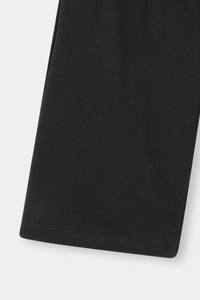 Pantalones Cortos Grises Versátiles para Hombre para Entrenamientos, Ropa Casual, Actividades al Aire Libre, Sesiones de Gimnasio, Alternativas Clásicas en Negro Disponibles - Product Image 4